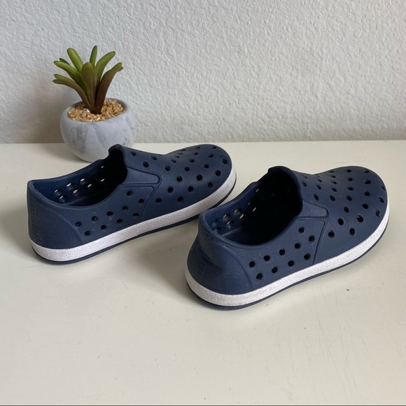 Cat & Jack Navy Blue Water Play Toddler Shoes - Picture 6 of 10